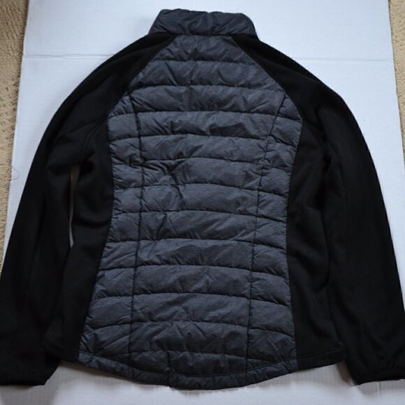 Pair of Puffer Jackets - Picture 11 of 11